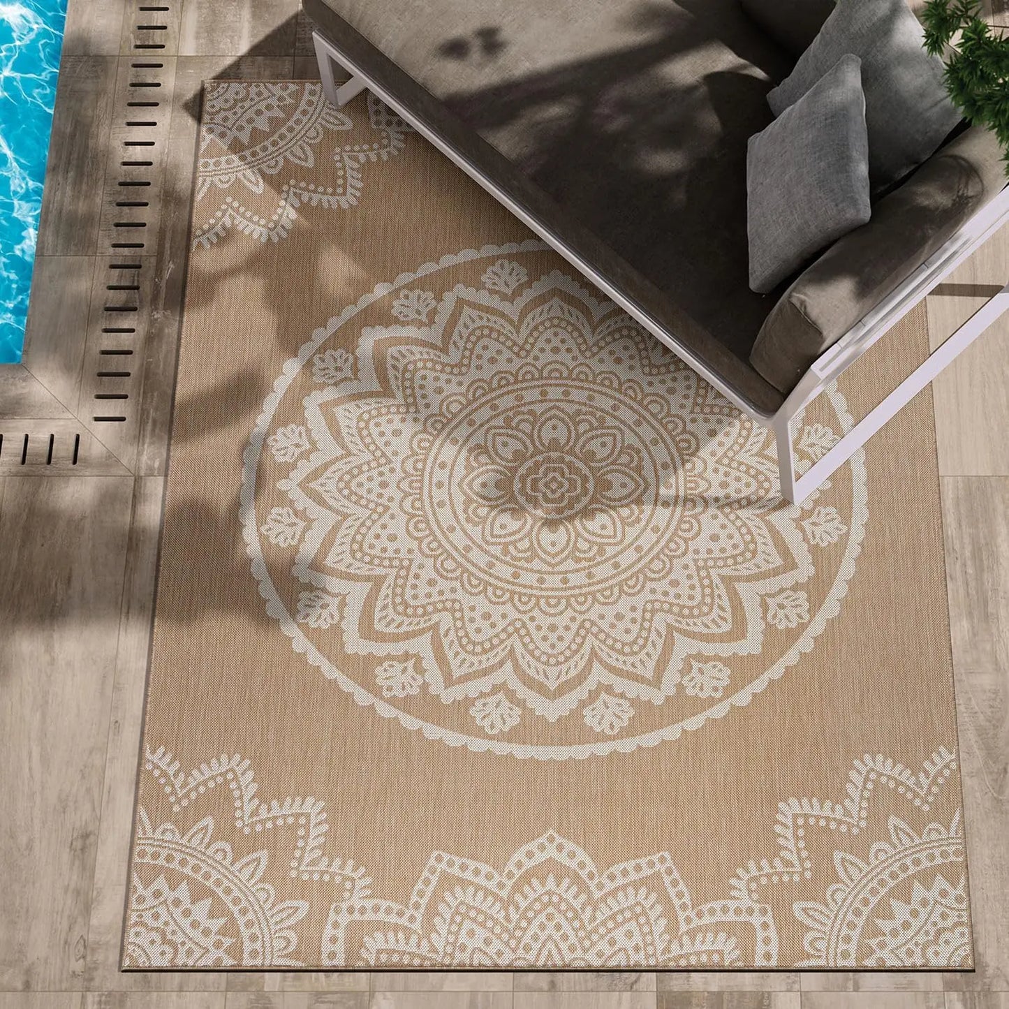 Outdoor Reversible And Washable Area Rug