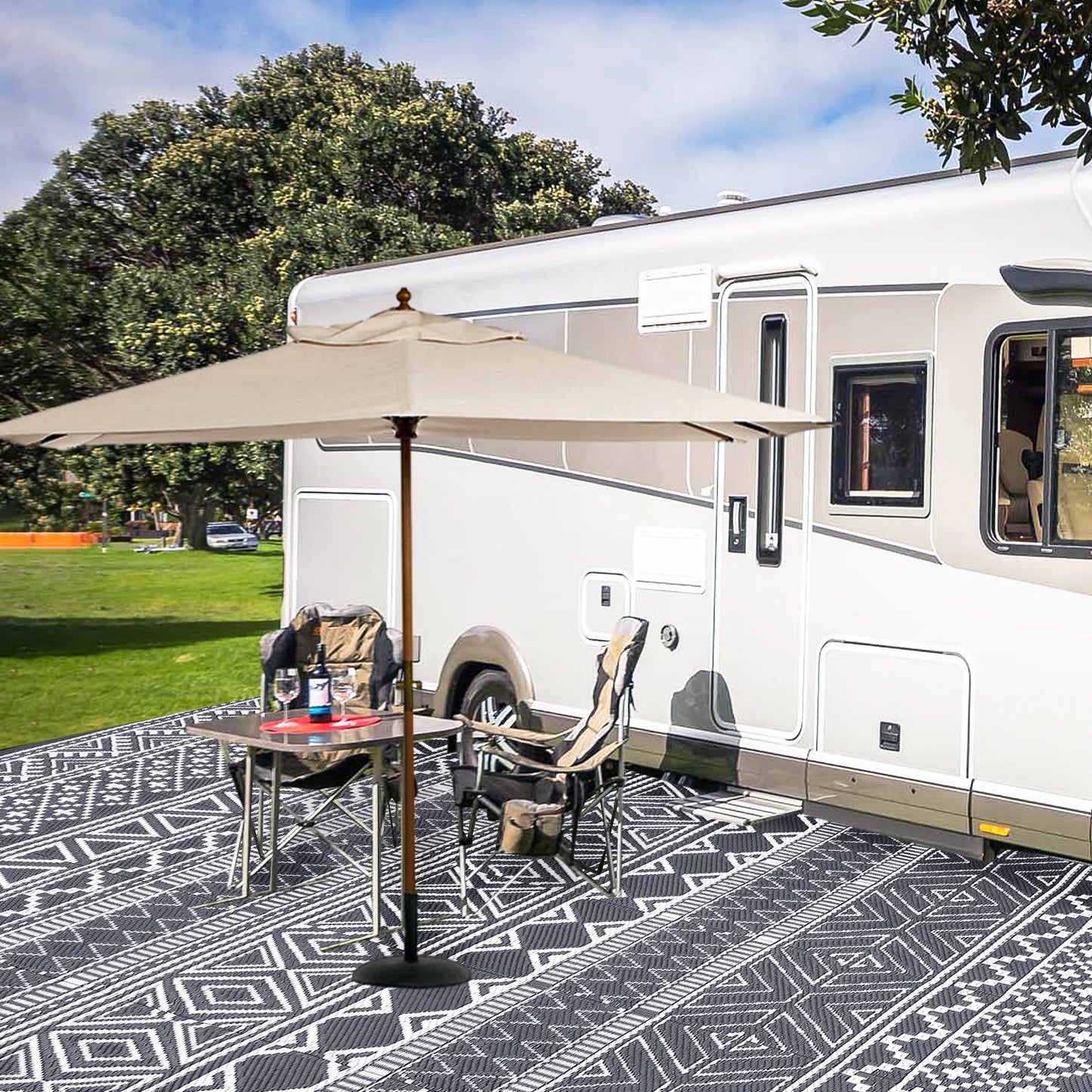 5'x8' Waterproof Reversible Outdoor Rug