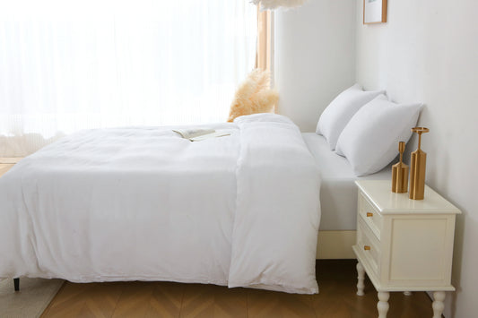 3 Piece Bedding Set with 1 Duvet Cover and 2 Pillow Shams